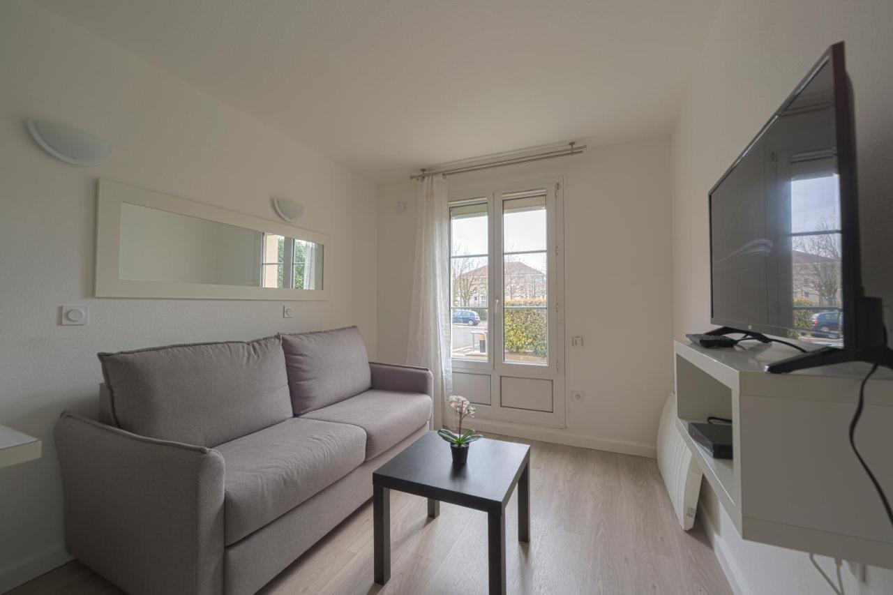 Studio Cosy 2 Min Gare - 10 Min Bussy-Saint-Georges Exterior photo